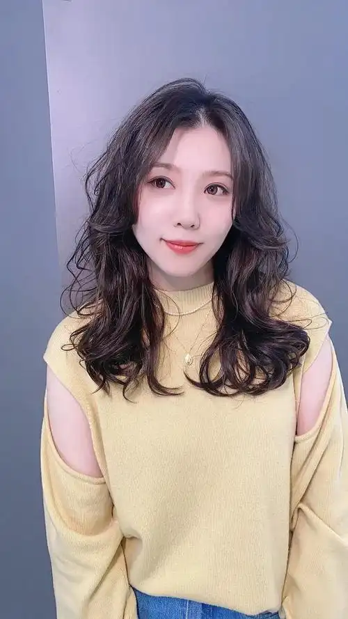 原创2021女发别再乱剪了看看这4种发型洋气时尚心里美滋滋