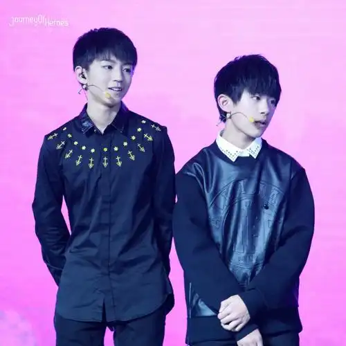 醉卧红尘忆往昔##千凯千#cr:logo 【这张身高差不科学啊