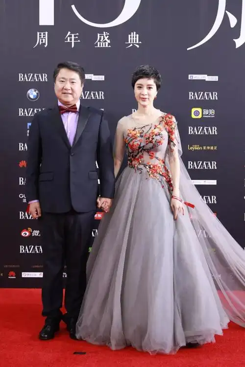 于冬与金巧巧(图 视觉中国)