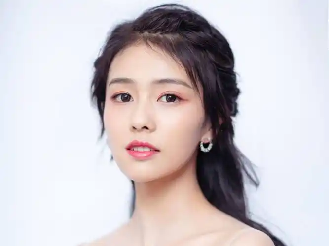 任嘉伦白鹿演技可圈可点!_周生_演出_热播