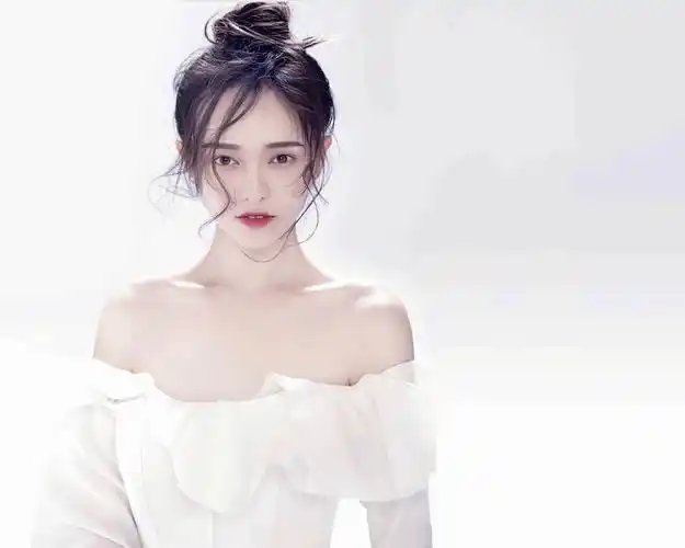 演员唐嫣清新靓丽写真高清电脑桌面壁纸 上一张 下一张 简介 演员唐嫣