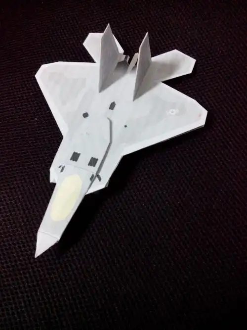手工制作f22战斗机纸模作品