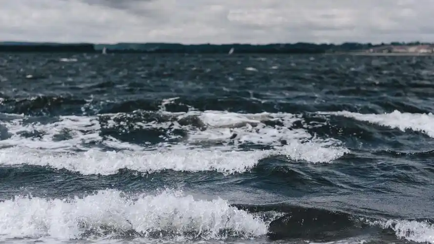 汹涌的海浪,高清图片,电脑桌面-壁纸族