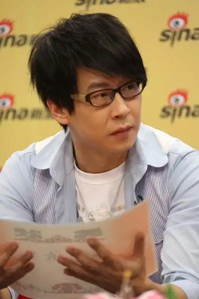 图文:五月天做客新浪聊《追梦3dna》-冠佑得最节俭奖