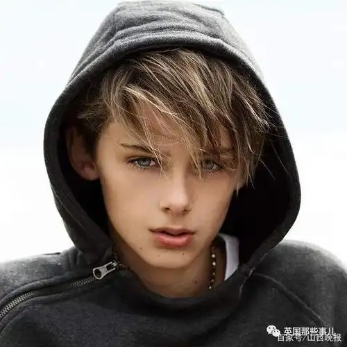 12岁就被誉为"世界第一美少年",6年后他完美蜕变,帅气依旧!