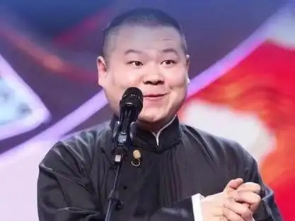 春晚控场第一人 岳云鹏14分钟上5个热搜 #岳云鹏  #春晚  #相声