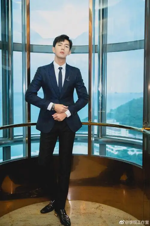 真实告白李现热度(1)评论热度(1)