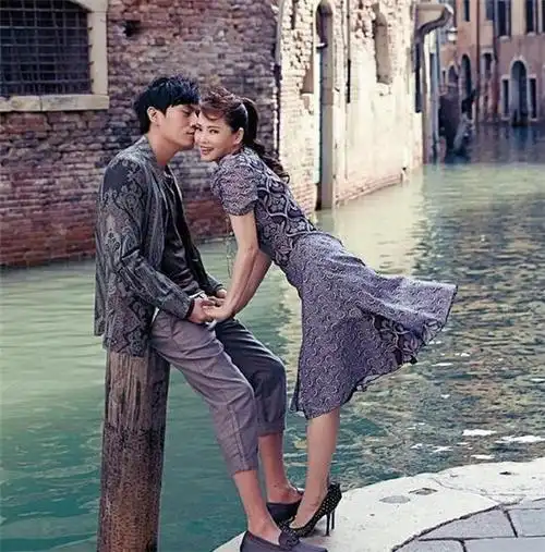 秦昊有没有前妻和孩子情史扒 秦昊的父母是做什么的家庭背景揭秘