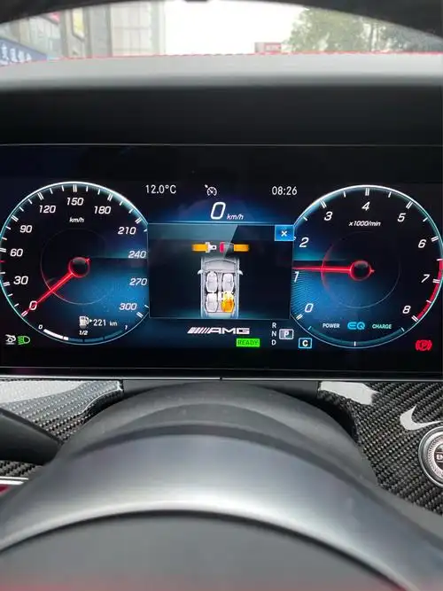 有朋友知道奔驰amg仪表盘上每次显示的这个座位黄色提醒是啥意思么