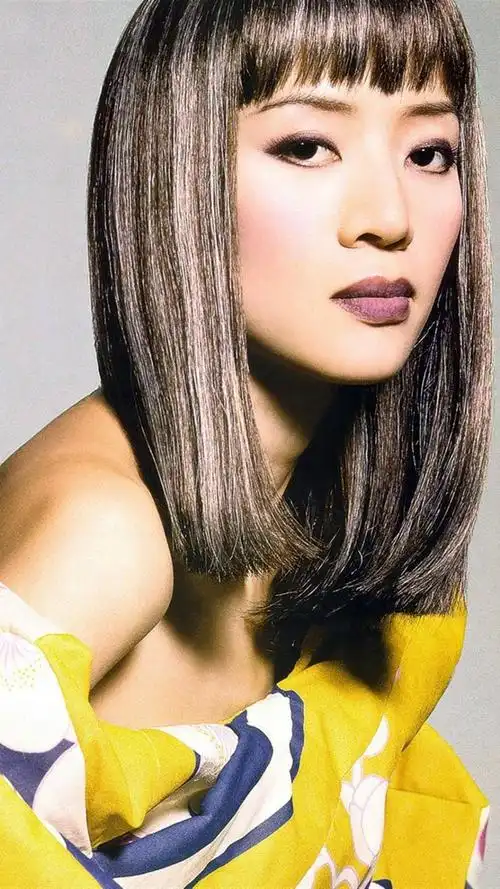 永远的大姐大梅艳芳