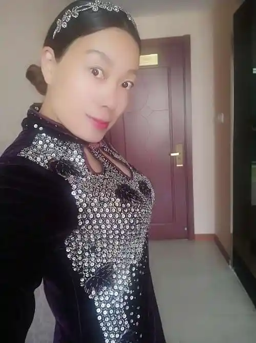 48岁离异女征婚照片(id:732169)_江苏淮安征婚交友_我主良缘网