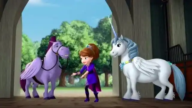 小公主苏菲亚4:苏菲亚的飞马被克里斯塔说成飞驴,飞马很生气!