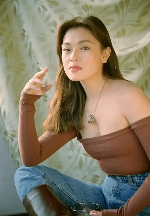 《红高粱》一角,被称为中戏金花,史可年轻时太迷人_因为_演技_个人