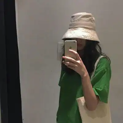 qq头像女生手机挡脸高清好看用手机挡脸女生头像图片