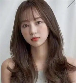 法式卷发发型中长发,你最适合的哪款发型!_发型造型_宝妈时尚生活网