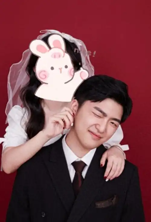 南岸少主刘志宏官宣结婚,tf家族隐形的第四人,退圈已7年|王源|王俊凯