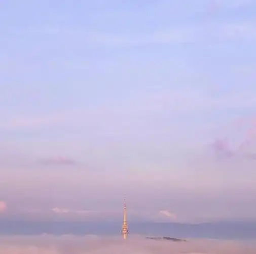 治愈系的天空简短句子天空文案短句干净治愈