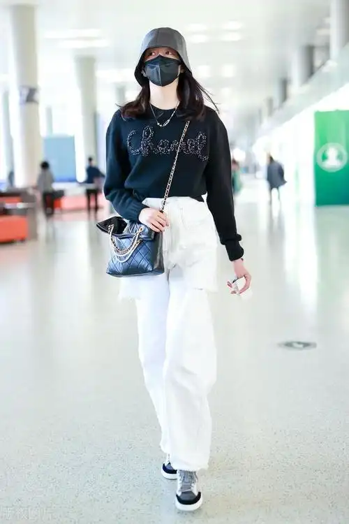 明星服装搭配(如何快速学会搭配衣服)