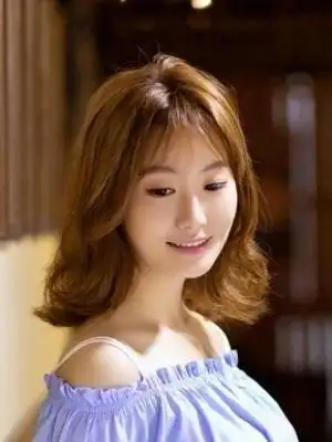 2022最火齐短发烫发发型图片减龄又显气质