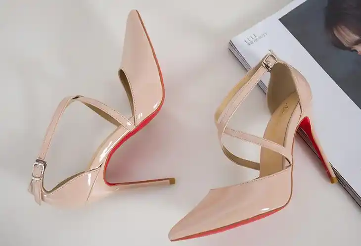 几款尖头高跟鞋让您拥有大长腿的小秘密这个季度您值得拥有一双
