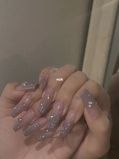 一闪一闪亮晶晶78紫灰色调调喷枪渐变美甲