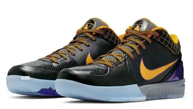 追忆曼巴!科比十一代个人签名战靴系列回顾