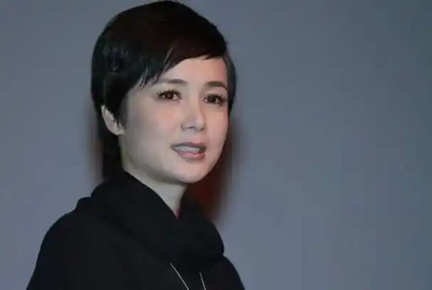 因太漂亮被导演占为己有的4位女星有一位戏还没拍完就怀孕了