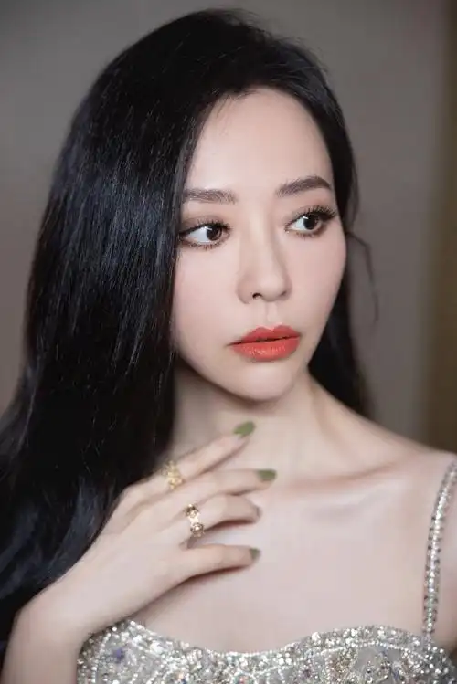 张靓颖说九月有好事宣布##东方风云榜