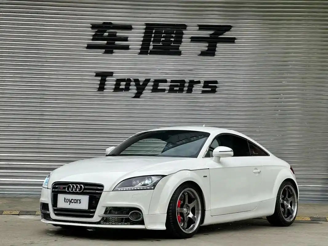 奥迪tt双门轿跑.奥迪tt coupe上牌:2008年4月  - 抖音