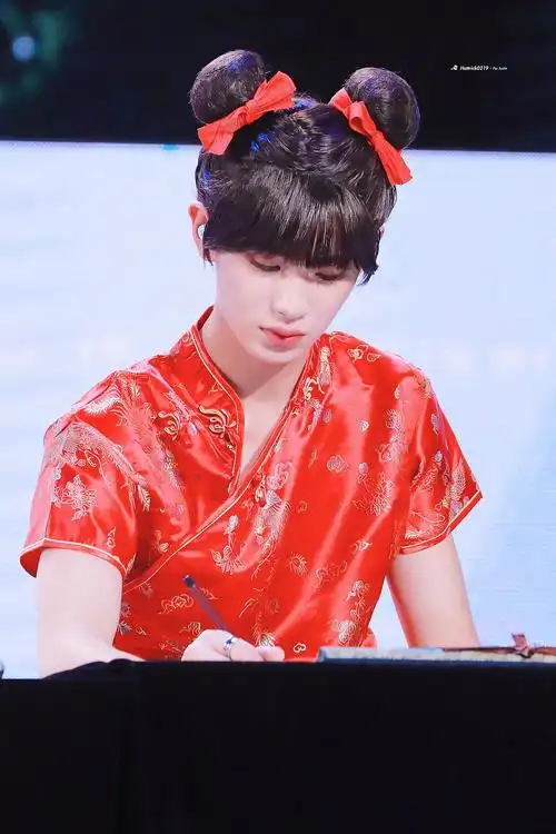 黄明昊 | 20180728 限量版黄春丽 精品图楼