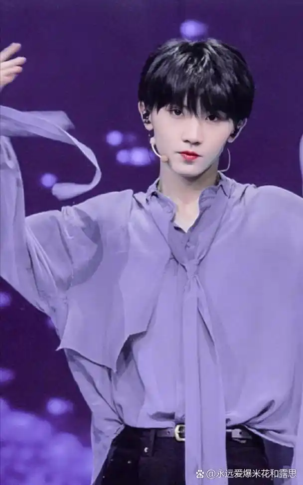 觉得马嘉祺帅的扣一