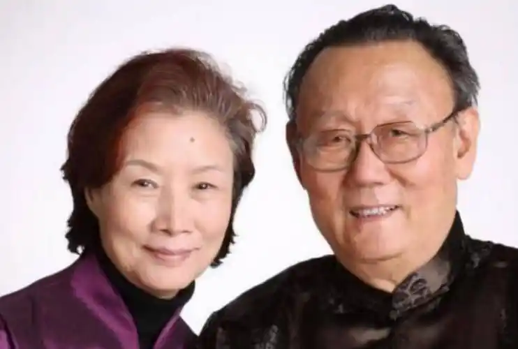 国际影后的儿媳为其息影,女儿更是国人骄傲_吕中_何琳_丈夫