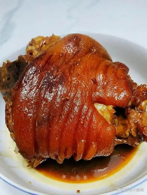 年夜饭硬菜扒肘子,老厨教你炖肘子老配方,软糯脱骨,家常易操作