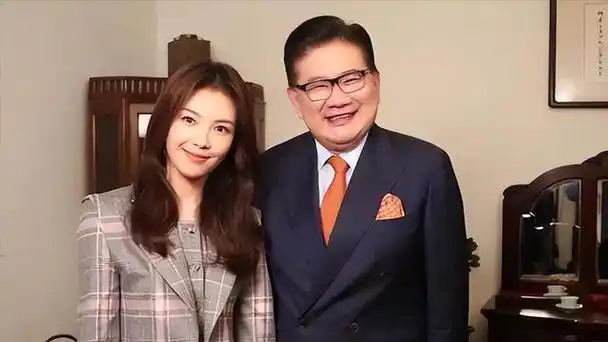 九转大肠受害者为你揭秘上海第一主持人曹可凡的双面人生