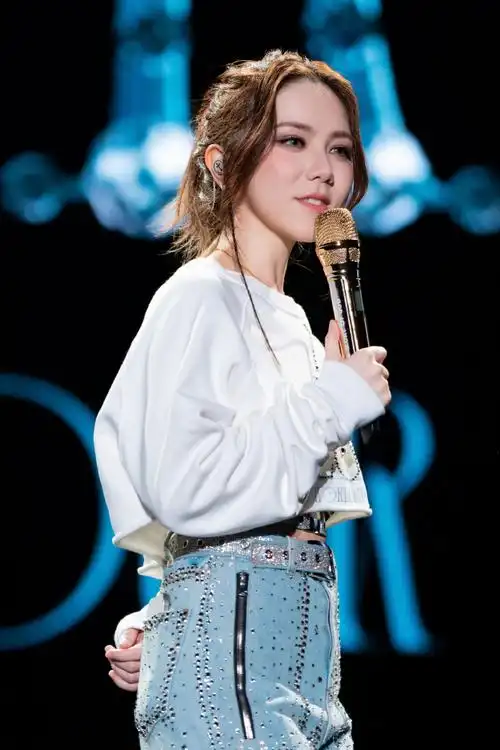 邓紫棋iamgloria世界巡回演唱会