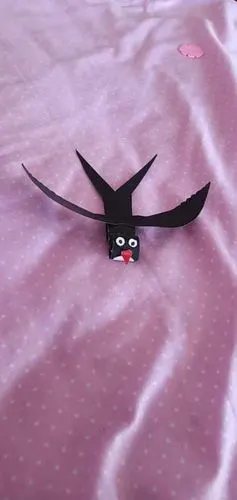 停课不停学——查布嘎图中心幼儿园汉班手工制作《小燕子》