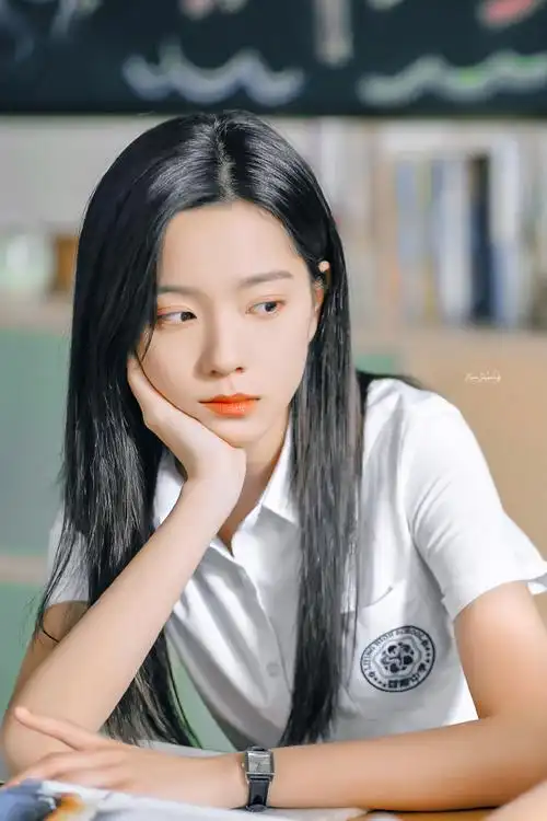 是piu亮的小林老师~#电视剧白日梦我#| 林语惊 · 庄达菲