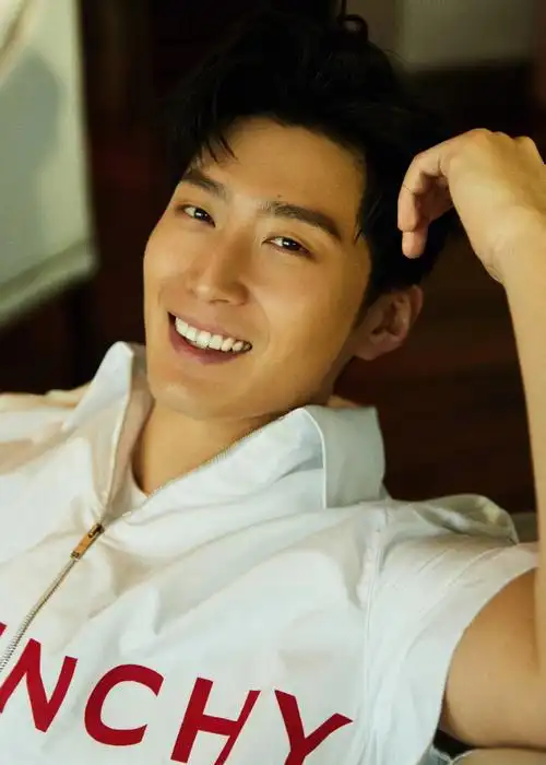 工作日常窦骁愉快的工作我收工拉