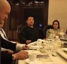 中新网 2015年4月8日讯: 昨天上午,一段长1分18秒的视频把著名主持人