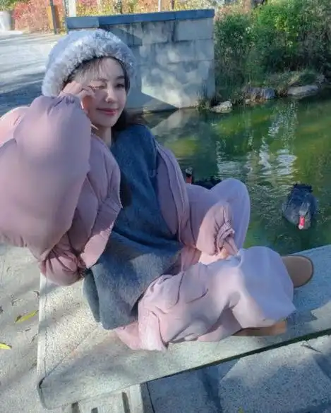 圈的人相继走红,也一门心思扑到搞事业上,和鹿晗没有下一步结婚的打算