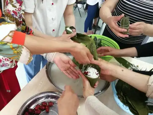 吉祥苑社区端午节包粽子活动采风 高强 摄影