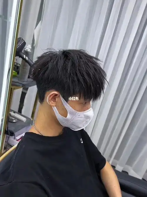 男生发型  #男生变帅发型指南  #男生烫发  不是你长得不好看,是你