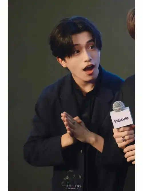 超好看的远远呐instyle红毯into1伯远