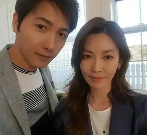 金素妍_韩佳人_资源