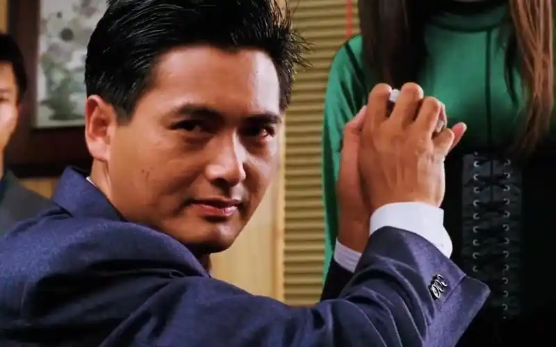 "让赌神变个三出来还不容易?