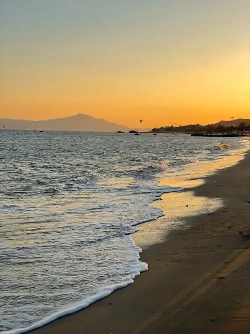 秋天的海浪漫且松弛