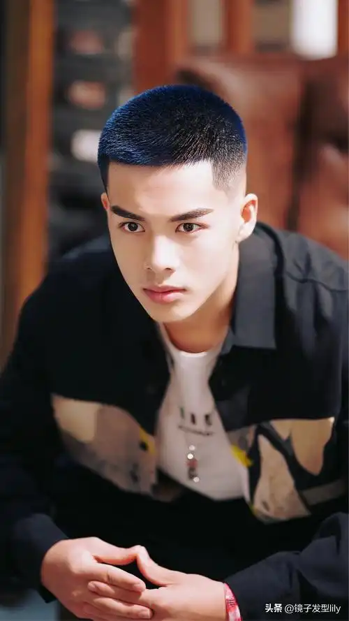 男士剪什么发型好看(男士发型15款,剪完就是不一样,越看越帅气)