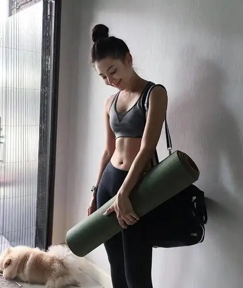 古力娜扎晒写真照片身材完美性感火辣异域风情气质十足