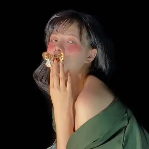 uu们有这种头像咩拽拽不好惹的样子hhh