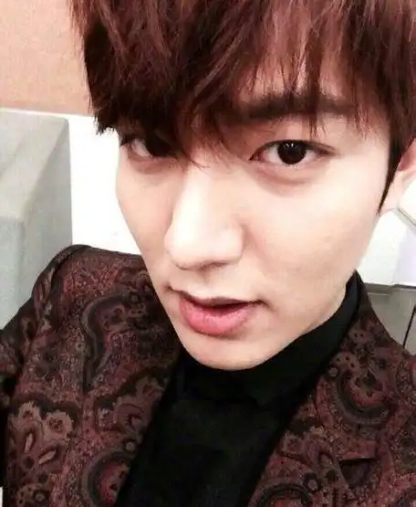 李敏镐素颜自拍